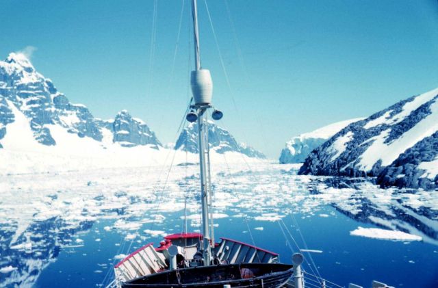 Passing through Peltier Channel Picture