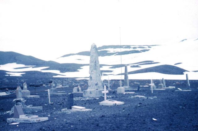 A whaler's cemetery on Deception Island Picture