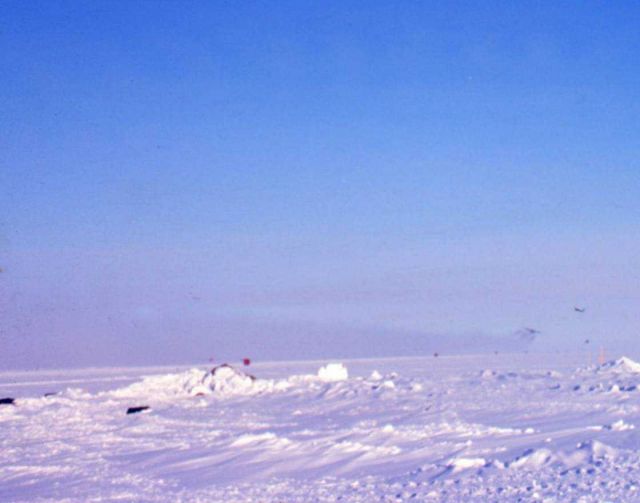 The last plane out leaving for McMurdo Station Picture