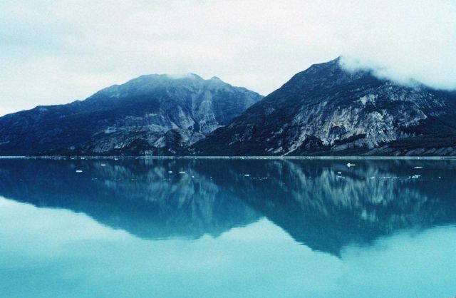 Glacially scoured landscape in Glacier Bay. Picture