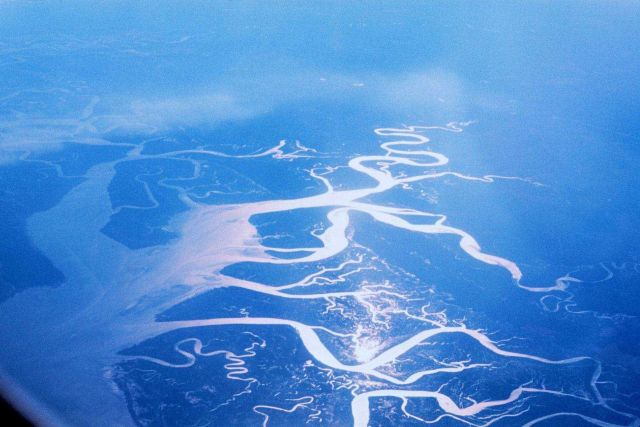 The tidewater streams of Charleston illuminated in the late afternoon sun Picture