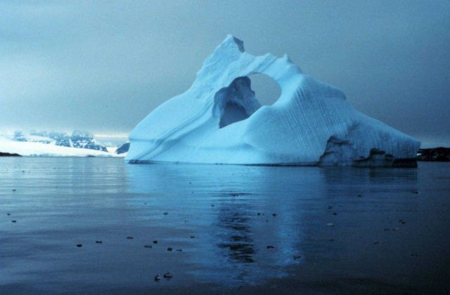 Iceberg Picture