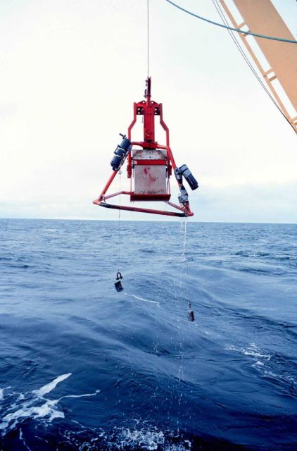 Box coring operations off the fantail of the NATHANIEL B Picture