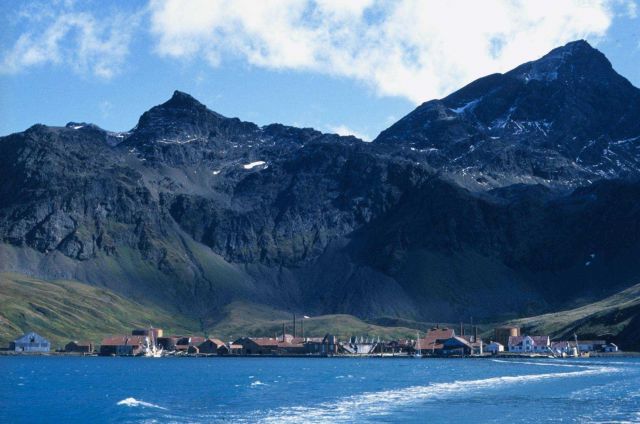 Abandoned whaling station at Grytviken Picture