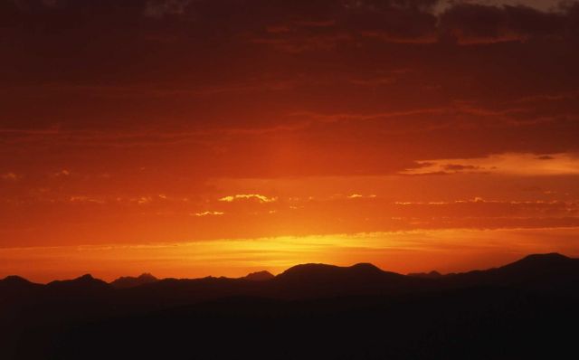 Sunset from Mt Washburn Picture