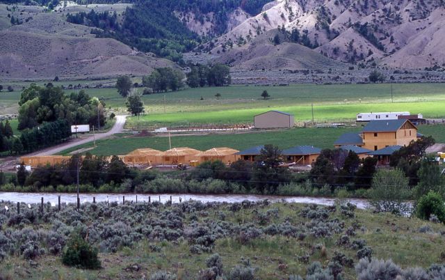 Building along Yellowstone River between Gardiner & Corwin Springs Picture