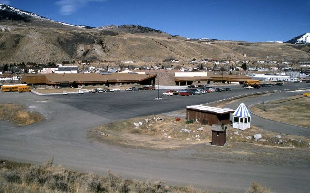 Gardiner school Picture