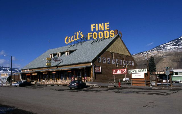 Cecil's building in Gardiner, Montana Picture
