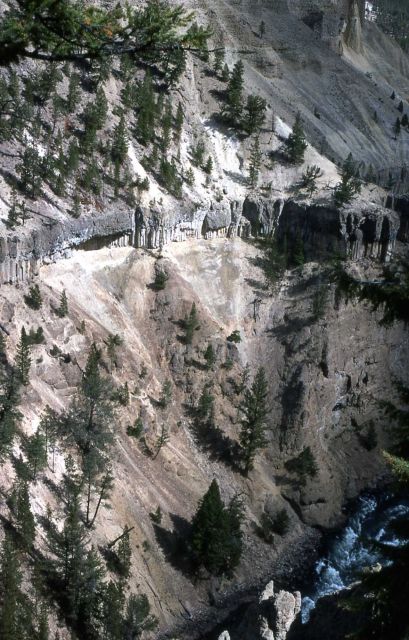 Basalt flows in canyon north of Toer Falls Picture