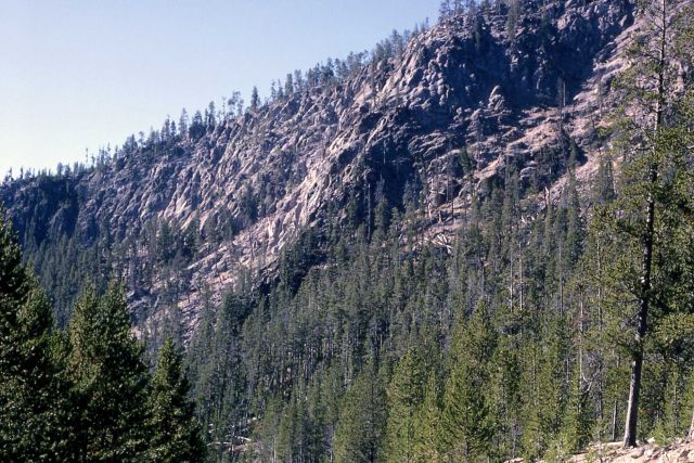 Thickness of Yellowstone Tuff in Gibbon Canyon Picture