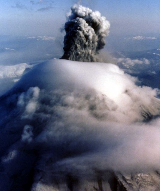 Mt St Helens March 30, 1980 ash & steam eruption Picture