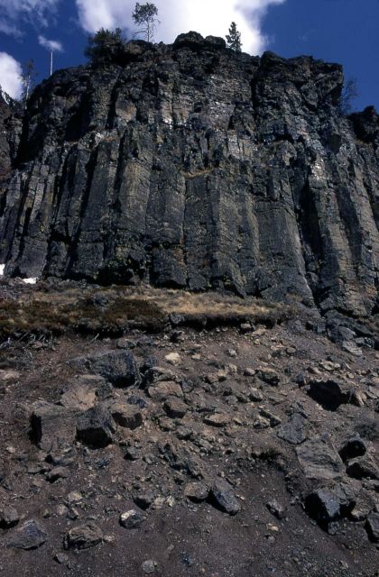 Obsidian Cliff Picture