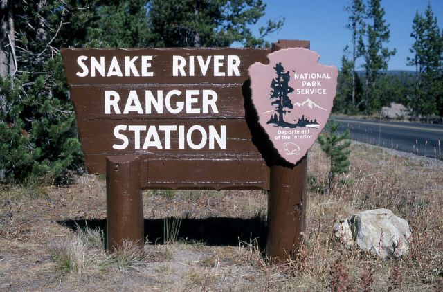 Snake River Ranger Station sign Picture