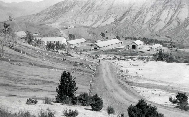 Camp Sheridan (Mammoth) Picture