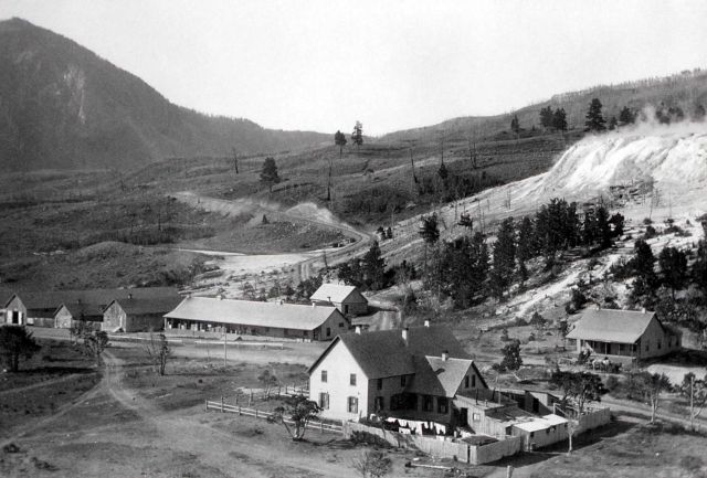 Camp Sheridan (Mammoth) Picture