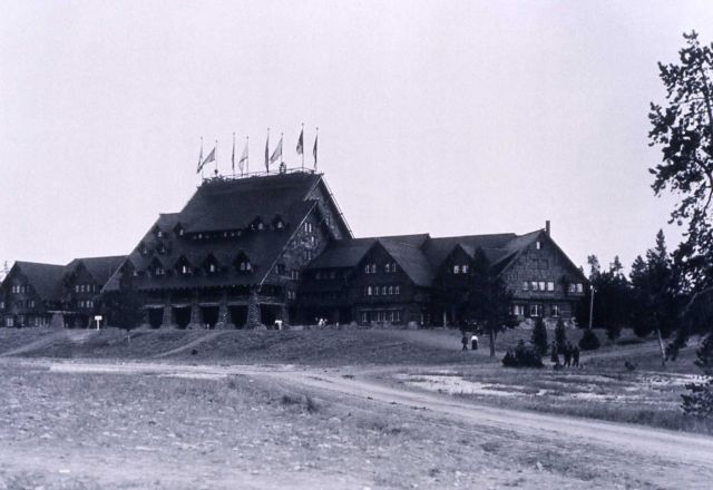 Historic view of Old Faithful Inn, constructed in winter of 1903-04 Picture