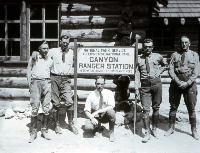 Ranger Station personnel at Canyon Picture