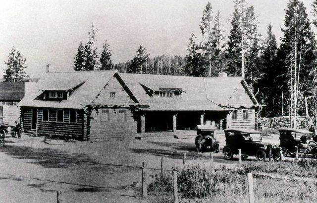 Whittaker store at Canyon Picture