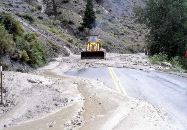 Mud slide in the Gardner River Canyon Picture
