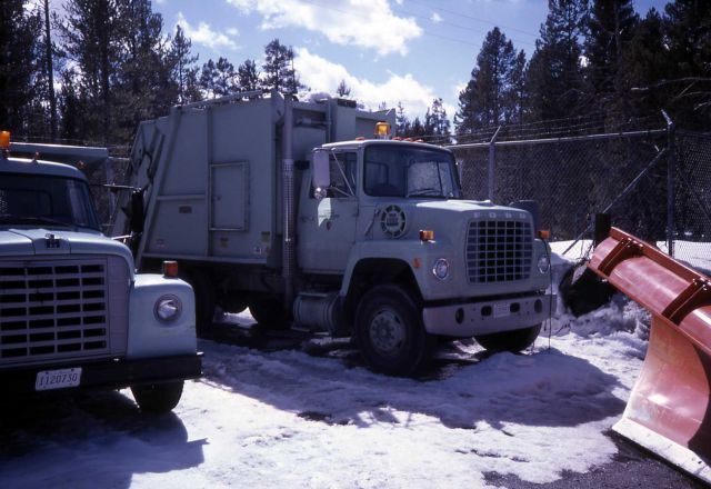 Canyon maintenance trucks Picture