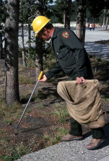 Paper picker Picture