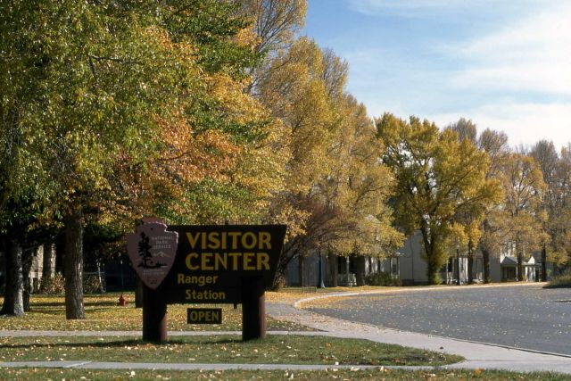 Albright Visitor Center in Mammoth Hot Springs Picture