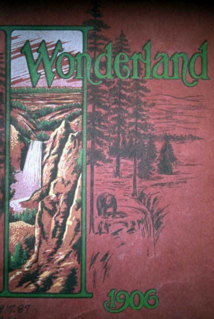 Cover of the Northern Pacific Railroad brochure 