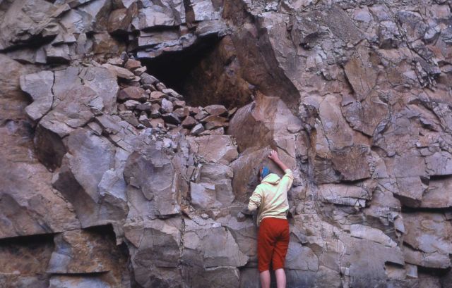 Possible indian rock shelter - History - Indians Picture