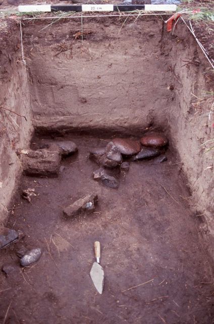 Pelican Lake culture with bone and fire, cracked rock, Black Canyon of the Yellowstone - History - Indians Picture