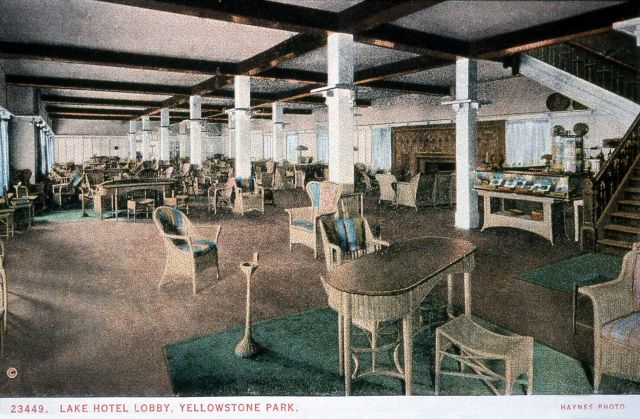 Postcard 23449 - Lake Hotel Lobby Picture