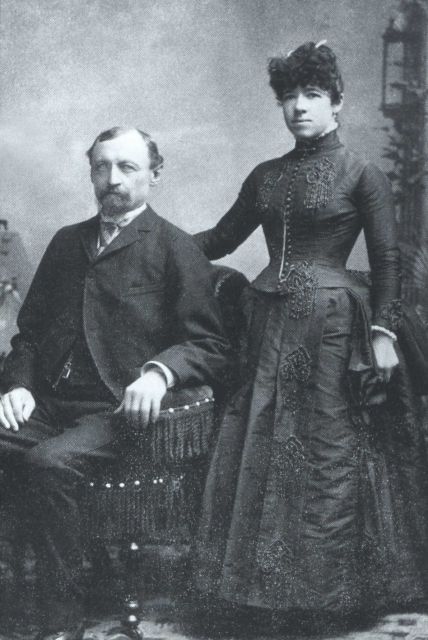 Portrait of William Peterson & his wife Jesse Picture
