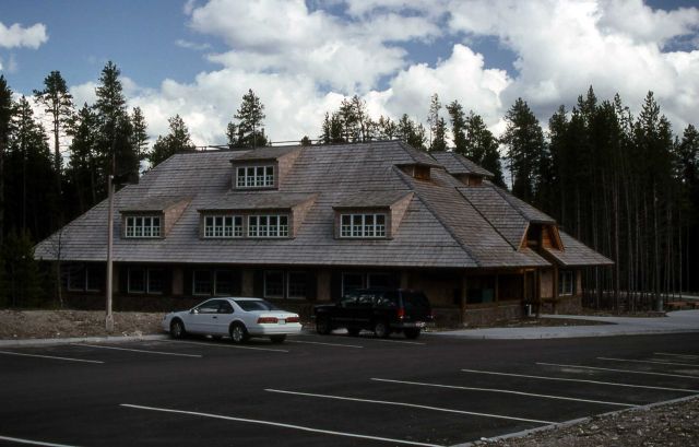 Canyon Village lodging Picture