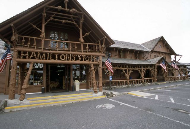 Lower Hamilton Store at Old Faithful Picture