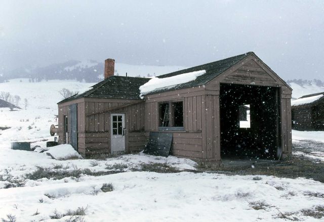 Buffalo Ranch generator shed Picture
