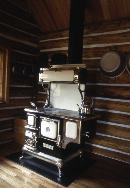 Interior of the Sportsman Lake patrol cabin Picture