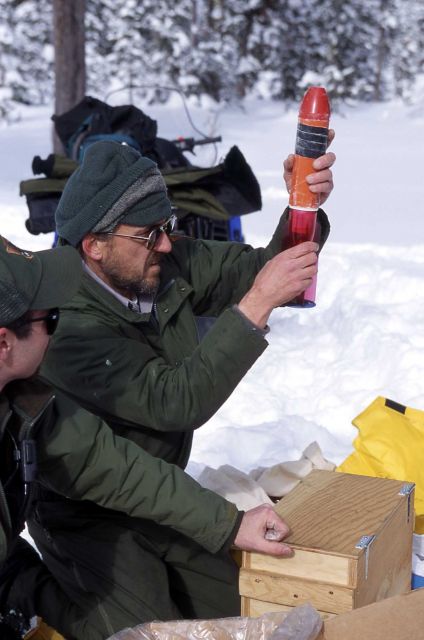 Maintenance employees preparing shells for the avalauncher Picture