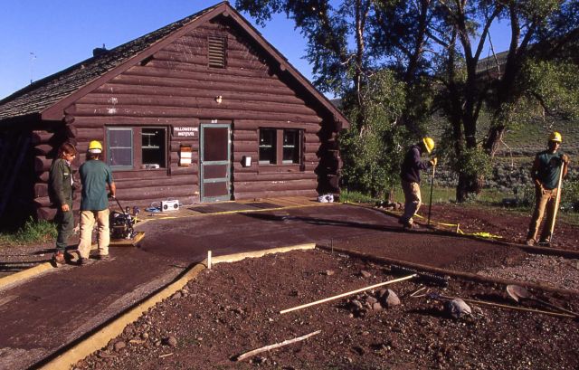 Lynn Chan & Montana Conservation Corp working on path to the Yellowstone Institute building Picture