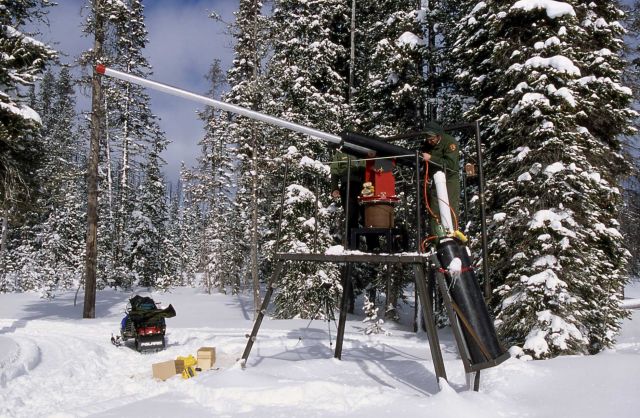 Maintenance employees setting up the avalauncher on the south entrance road Picture