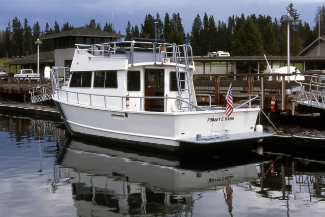 National Park Service boat the Robert E Mahn Picture