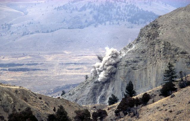 Explosion on Sheep Cliff/Gardner Road, to remove unsteady rock Picture