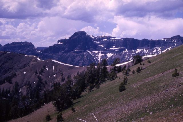 Amphitheater Mountain Picture