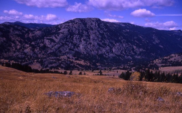 View of Hellroaring Mountain slopes Picture