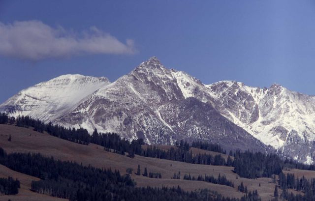 Electric Peak with snow Picture