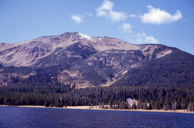 Mt Sheridan and Heart Lake Picture