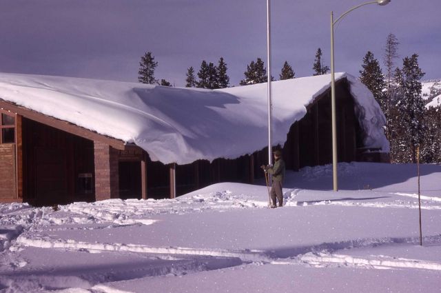 Canyon visitor center in the winter Picture