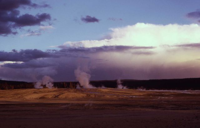 Unnamed thermal feature in the Fountain Group - Midway & Lower Geyser Basin Picture
