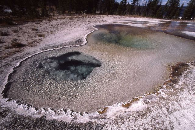West Thumb Geyser Basin Picture