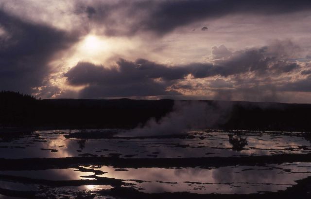 Great Fountain Geyser - Midway & Lower Geyser Basin Picture