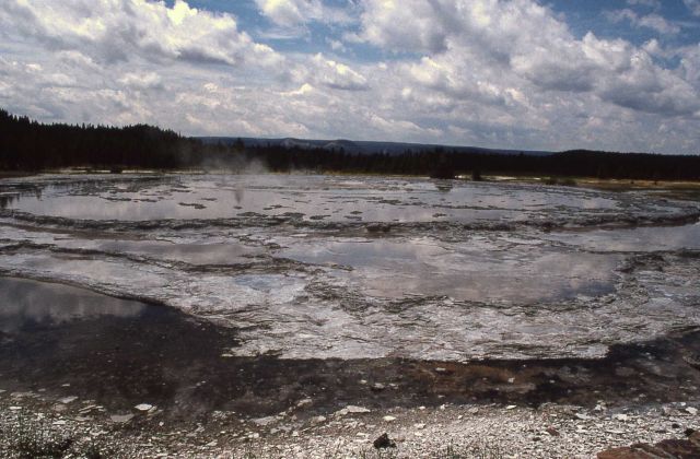 Great Fountain Geyser - Midway & Lower Geyser Basin Picture