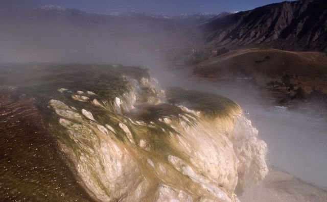Jupiter Terrace - Mammoth Hot Springs Picture